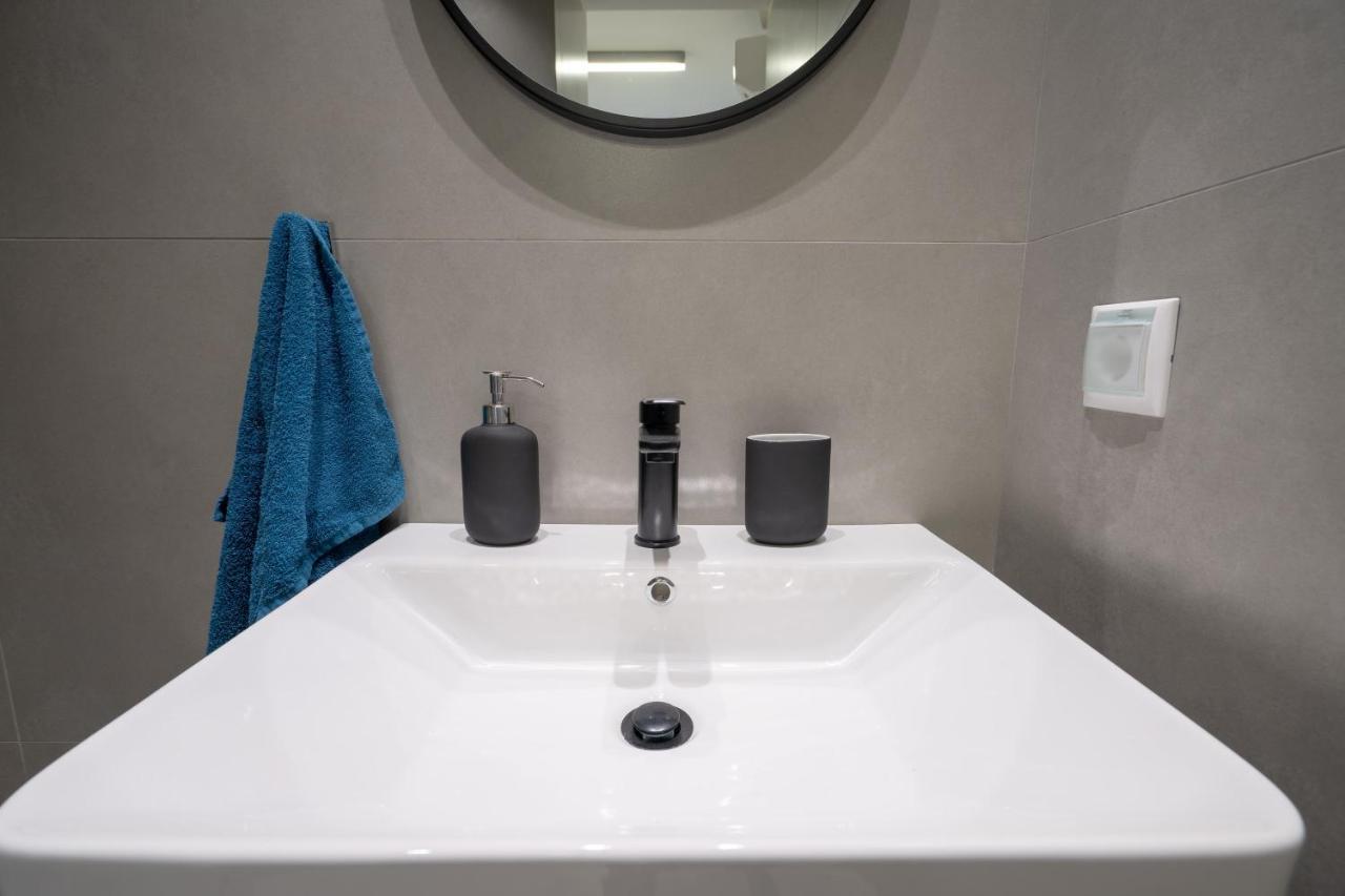 Monastiraki Metro St 2 Bedrooms 6 Pers By Mps Atenas Exterior foto